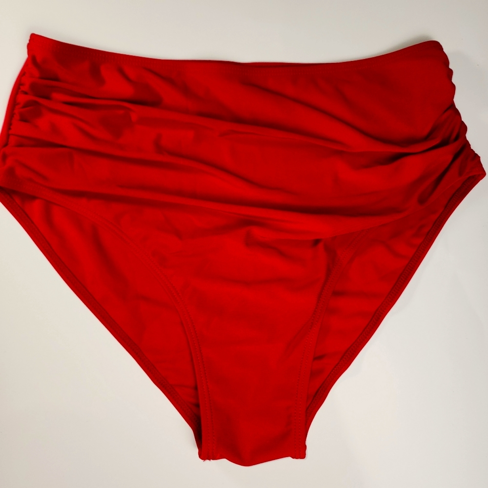 Red bikini bottom, Large